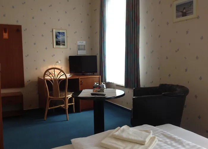 Hotel Nienhaeger Strand Ostseebad Nienhagen photo