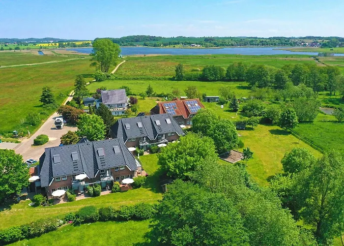 Idyllische 2-Zimmer Ferienwohnung Mitten In Der Natur Lancken-Granitz photo