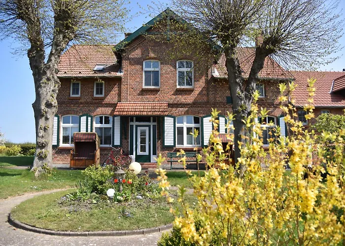 Hotel/Pension Bradhering Ahrenshoop photo