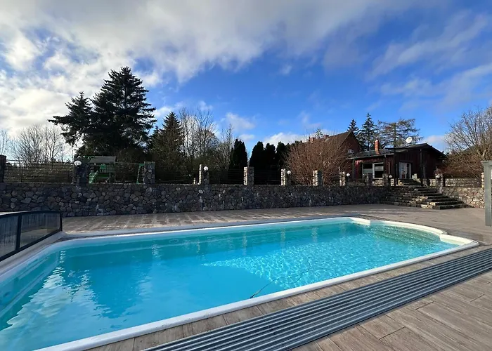 Ferienhaus Mila - Pool, Sauna, Whirlwanne, 5000Qm Privatgelaende Mit Bolzplatz Striesdorf foto