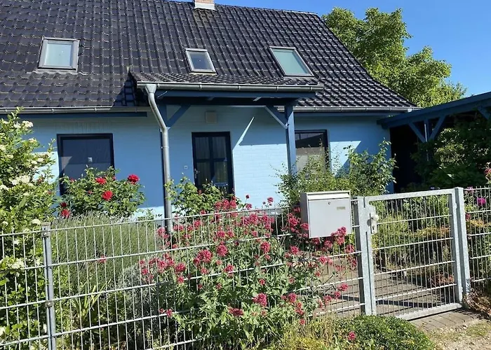 Photo de Holiday House In Wildberg With 1 Bedroom