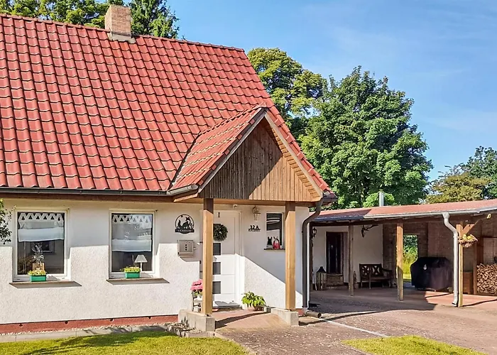 Amazing Home In Breesen Ot Kaluebbe Lebbin φωτογραφία