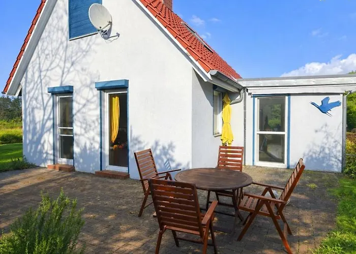 Idyllisches Ferienhaus Fuer Familien, Ruhige Lage & Grosser Garten Nahe Bodden & Ostsee照片
