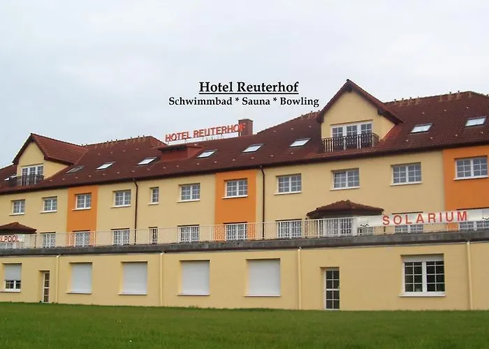 Hotel Reuterhof Reuterstadt Stavenhagen photo