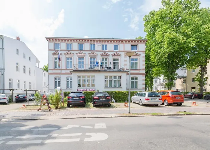 Haus Troja Hotel Rostock photo