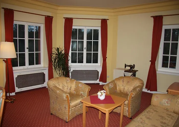 Altes Gutshaus-Federow Hotel photo