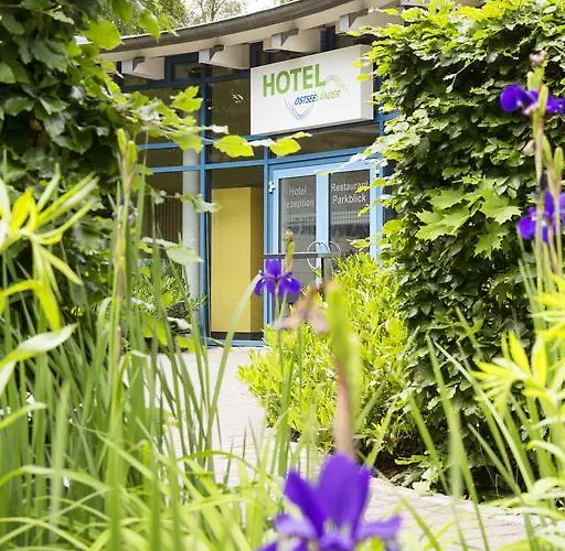 Hotel Ostseelaender Zussow photo