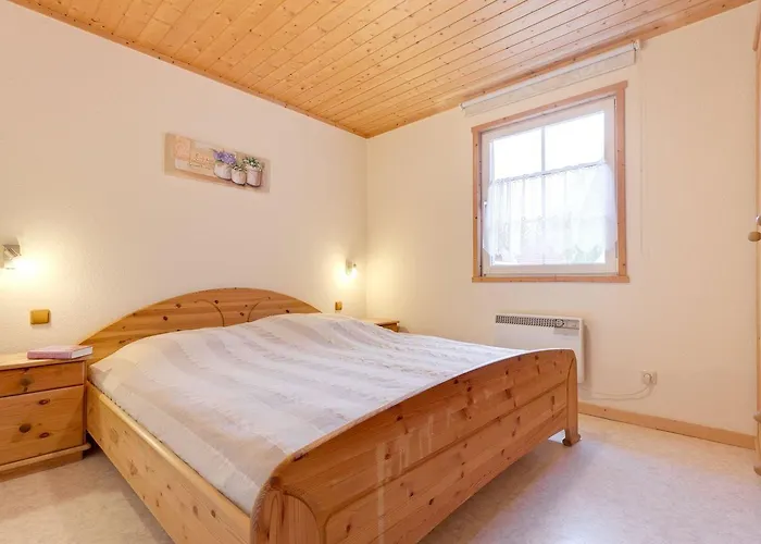 Schwedenhaus-Seeblick-Useriner-See photo