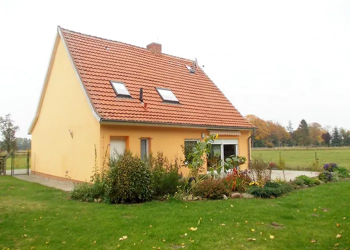 Spacious Holiday Home In Weitenhagen With Private TerraceBehrenwaldeの写真
