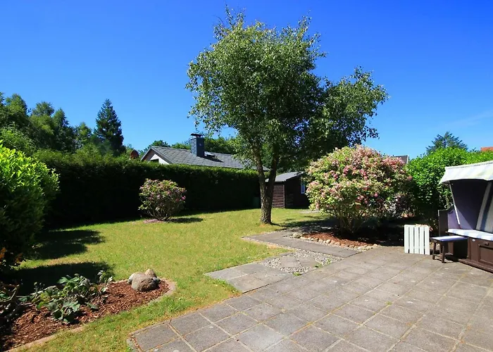 Фото Ferienbungalow Serams By Rujana Neu Sullitz